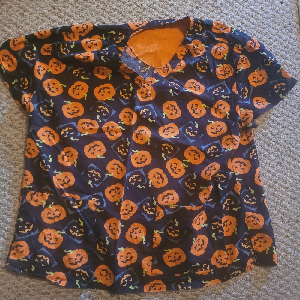 Halloween Pumpkim Scrub Top🎃